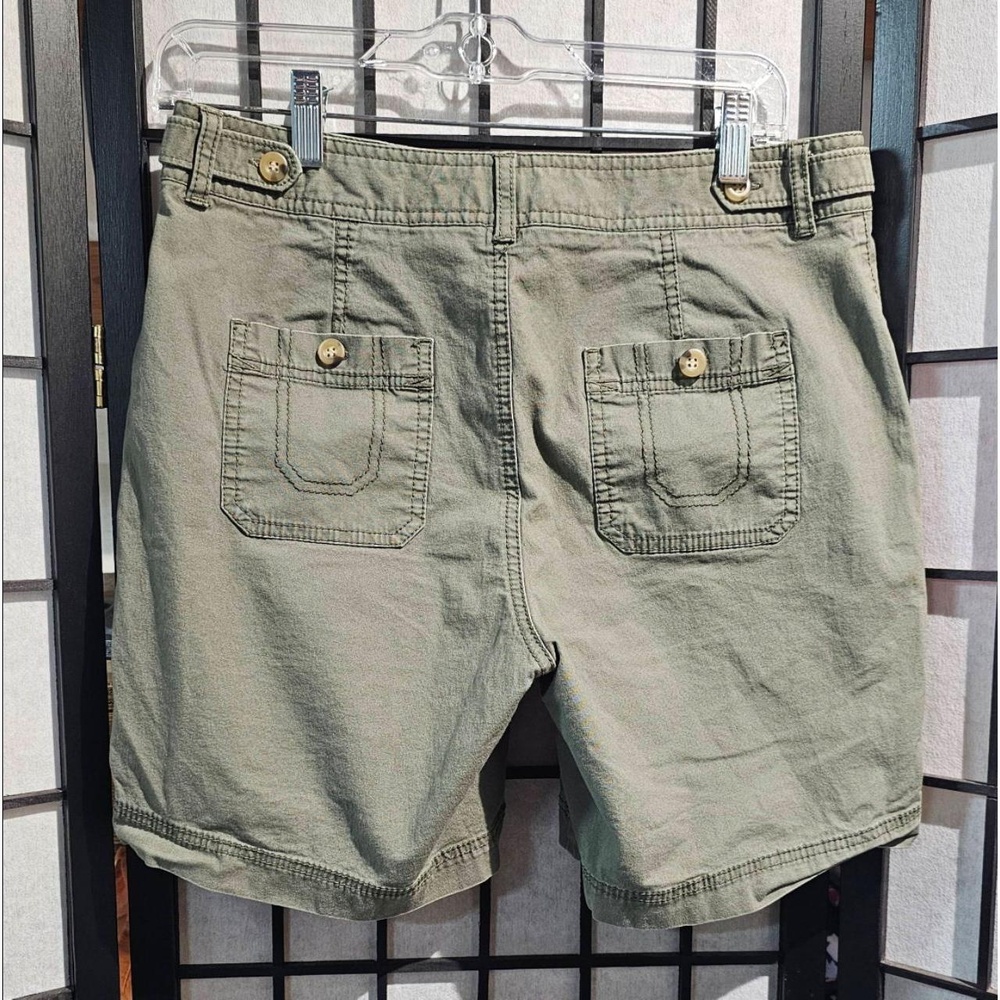 DOCKERS Women’s Shorts Size 6 Olive Green Mid Rise Curvy Stretch Utility Pockets - Picture 5 of 6